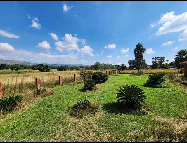 FARM FOR SALE IN KAMEELDRIFT WEST